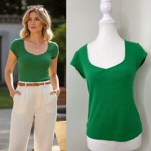 Old Navy Sweetheart Neckline Cap Sleeve Tee M